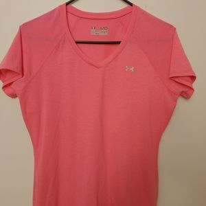 Under Armour pink tee
